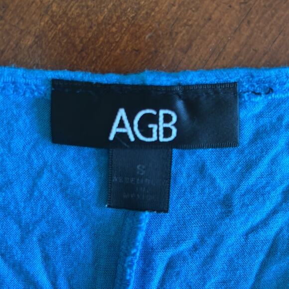 AGB Size S Peacock Blue Knit Top with White Lace Appliqué Elastic Waist - Picture 5 of 11